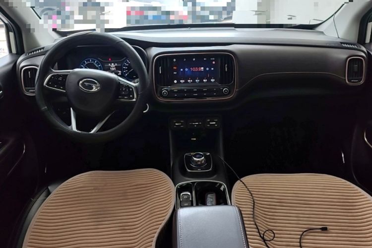 Used AION Trumpchi GE3 2017 310 Smart Edition Center Console