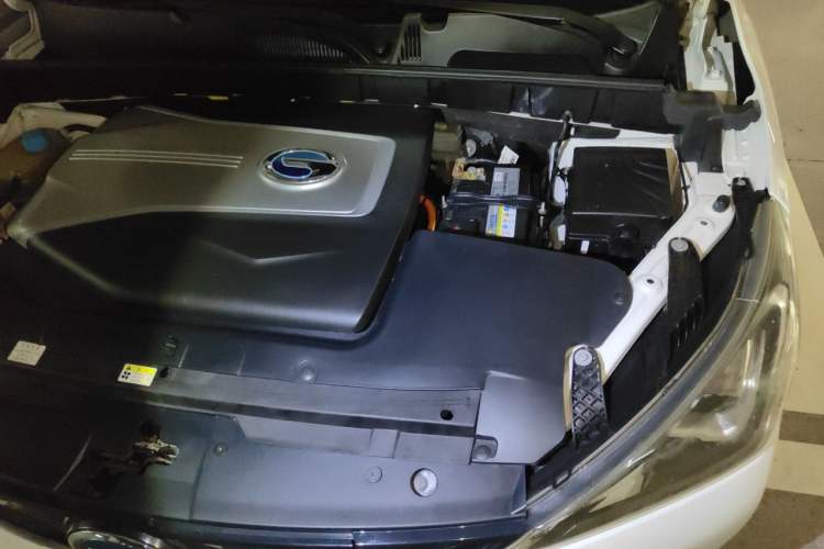 Used AION Trumpchi GE3 2017 310 Smart Edition Engine Bay Left
