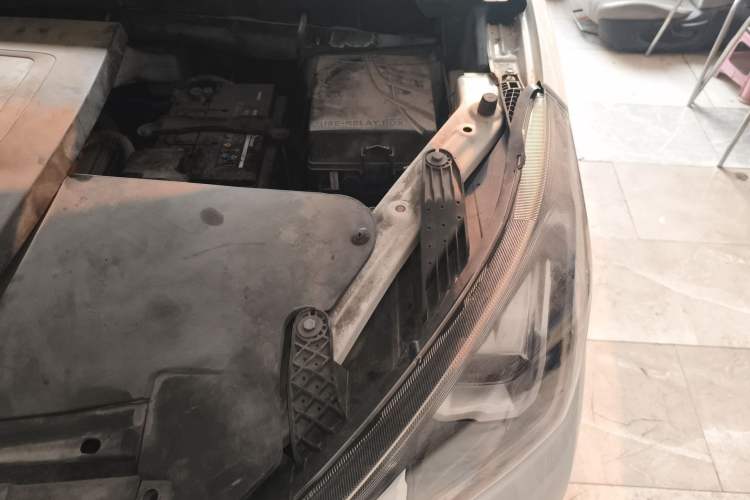 Used AION Trumpchi GE3 2017 310 Smart Edition Engine Bay Left