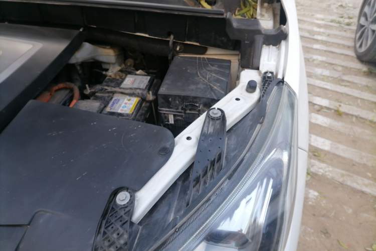 Used AION Trumpchi GE3 2017 310 Smart Edition Engine Bay Left