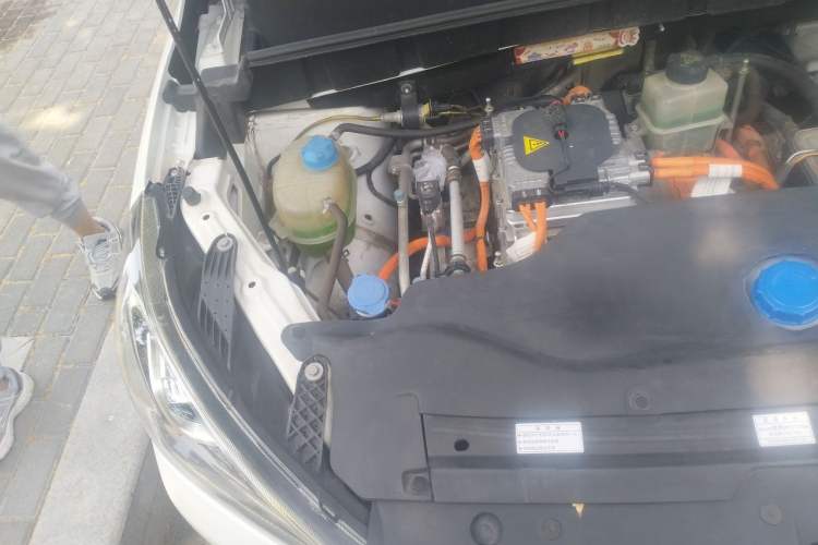 Used AION Trumpchi GE3 2017 310 Smart Edition Engine Bay Right