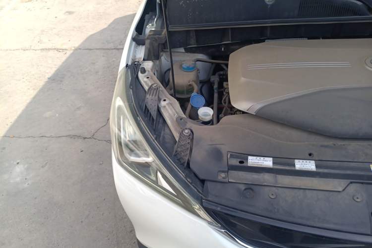Used AION Trumpchi GE3 2017 310 Smart Edition Engine Bay Right