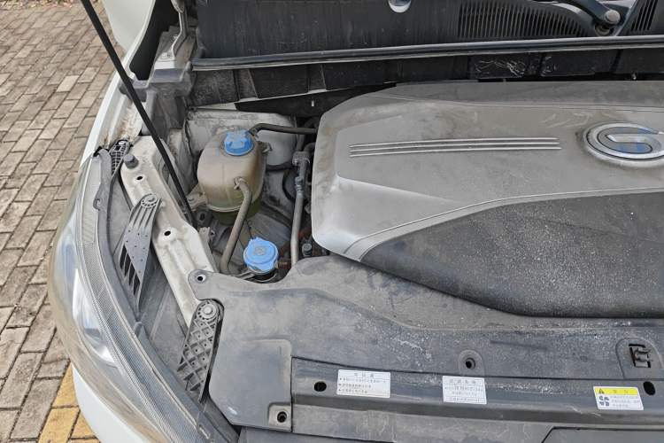 Used AION Trumpchi GE3 2017 310 Smart Edition Engine Bay Right