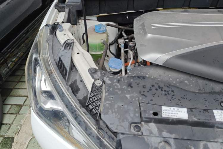 Used AION Trumpchi GE3 2017 310 Smart Edition Engine Bay Right