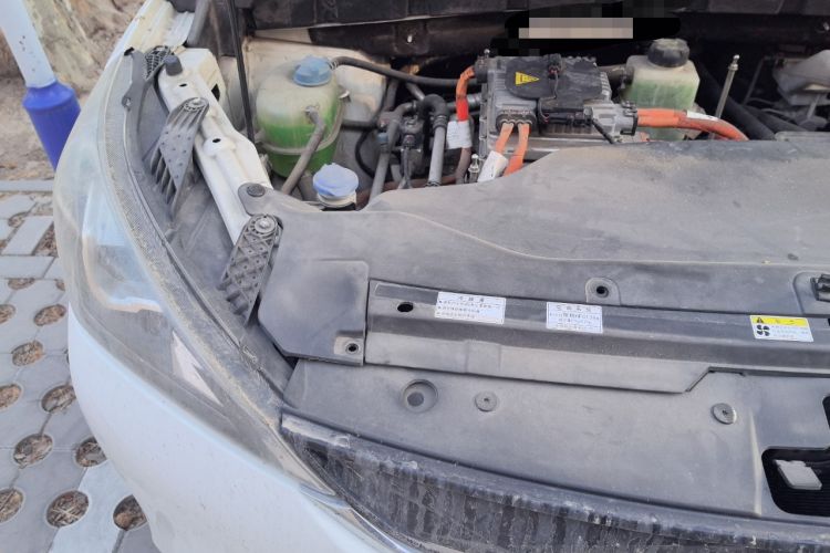 Used AION Trumpchi GE3 2017 310 Smart Edition Engine Bay Right