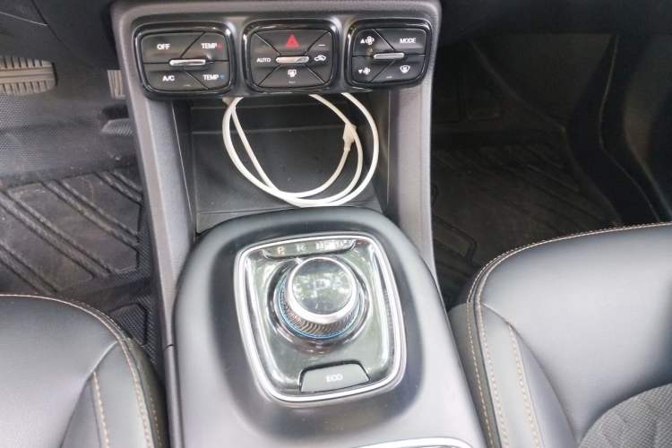 Used AION Trumpchi GE3 2017 310 Smart Edition Gear Lever