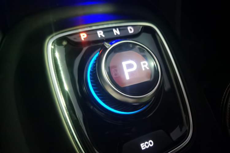Used AION Trumpchi GE3 2017 310 Prestige Edition Gear Lever
