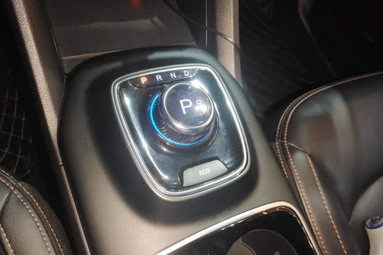 Used AION Trumpchi GE3 2017 310 Prestige Edition Gear Lever