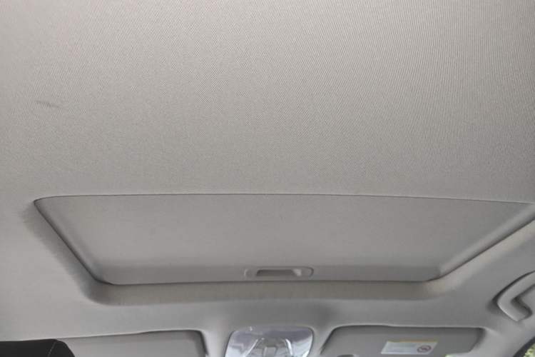 Used AION Trumpchi GE3 2017 310 Smart Edition Headliner