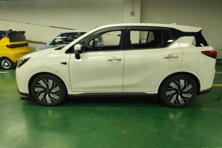 Used AION Trumpchi GE3 2017 310 Smart Edition Left Side
