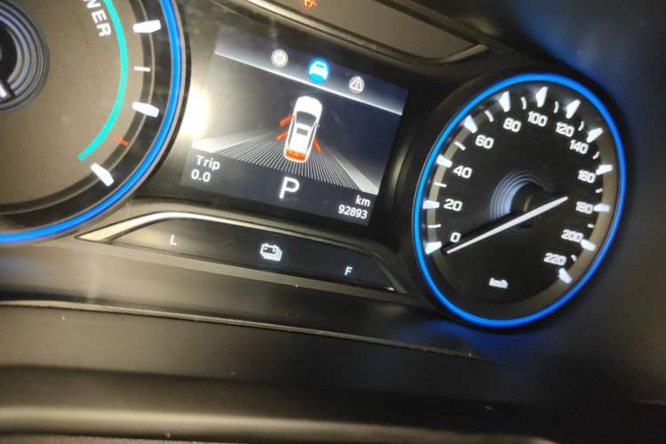Used AION Trumpchi GE3 2017 310 Smart Edition Odometer Close Up