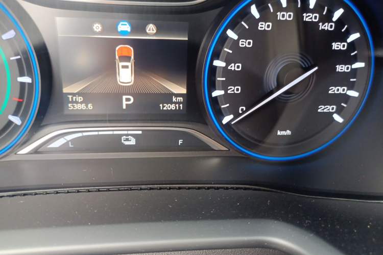 Used AION Trumpchi GE3 2017 310 Smart Edition Odometer Close Up