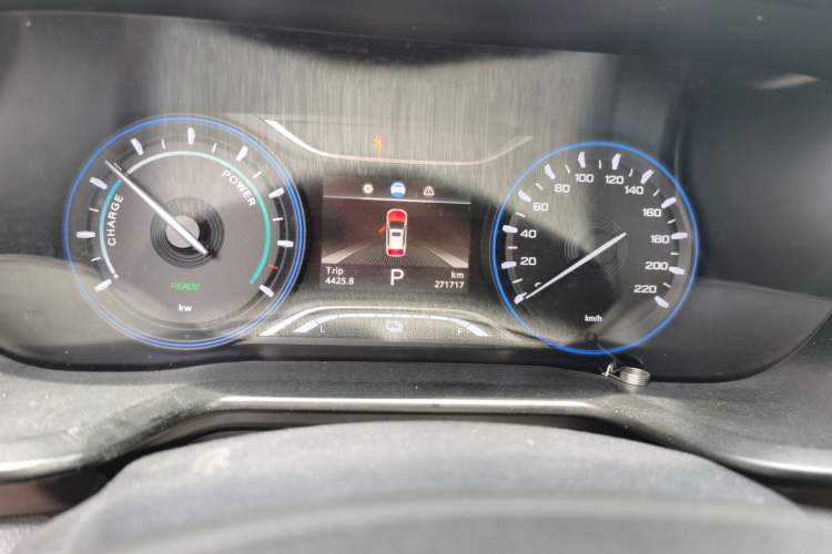 Used AION Trumpchi GE3 2017 310 Smart Edition Odometer Close Up
