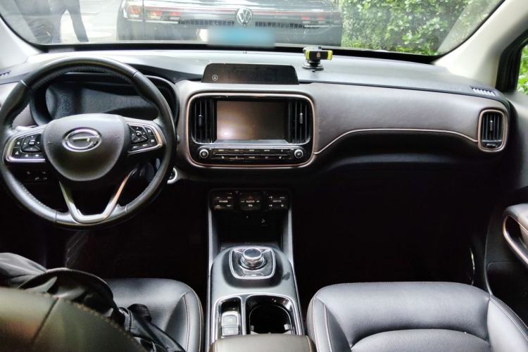 Used AION Trumpchi GE3 2018 530 Internet Premium Edition Center Console