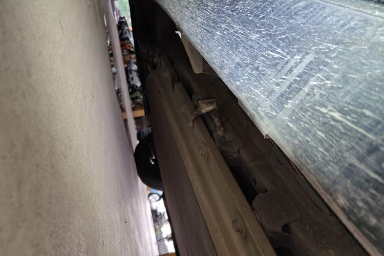 Used AION Trumpchi GE3 2018 530 Internet Enjoyment Version Left Side Sill