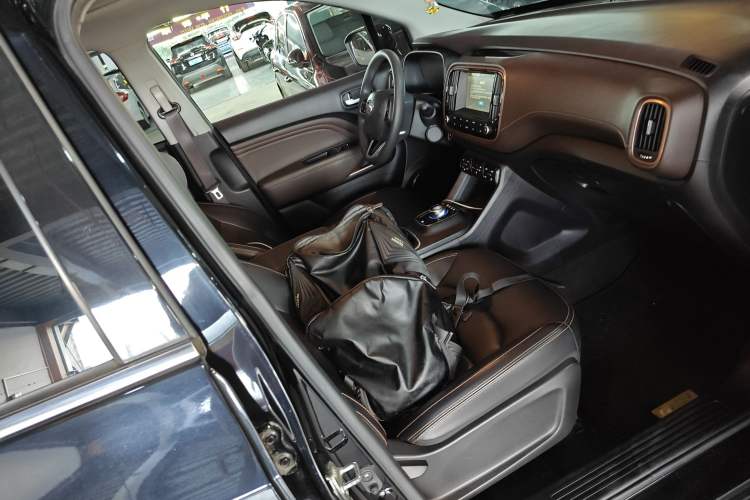Used AION Trumpchi GE3 2018 530 Internet Enjoyment Version Right Front Seat