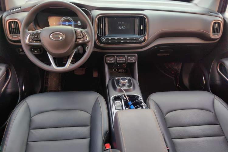 Used AION Trumpchi GE3 2018 530 Internet Enjoyment Version Center Console