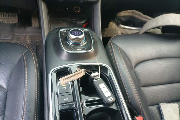 Used AION Trumpchi GE3 2018 530 Internet Enjoyment Version Gear Lever