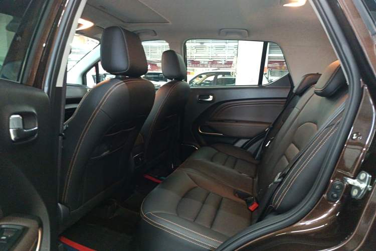 Used AION Trumpchi GE3 2018 530 Internet Enjoyment Version Interior 4