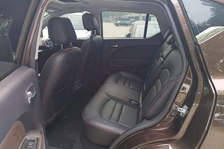 Used AION Trumpchi GE3 2018 530 Internet Premium Edition Left Rear Seat