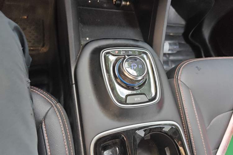 Used AION Trumpchi GE3 2018 530 Internet Enjoyment Version Gear Lever