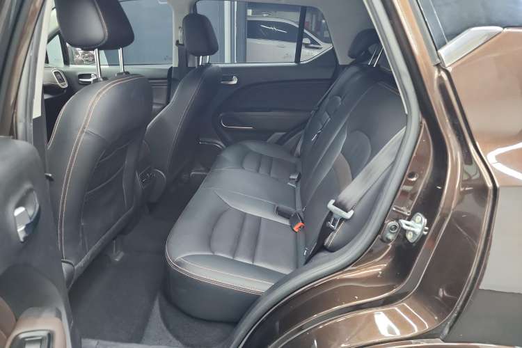 Used AION Trumpchi GE3 2018 530 Internet Enjoyment Version Left Rear Seat