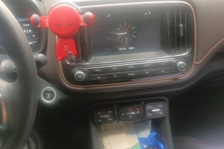 Used AION Trumpchi GE3 2018 530 Internet Enjoyment Version Audio And AC Panel
