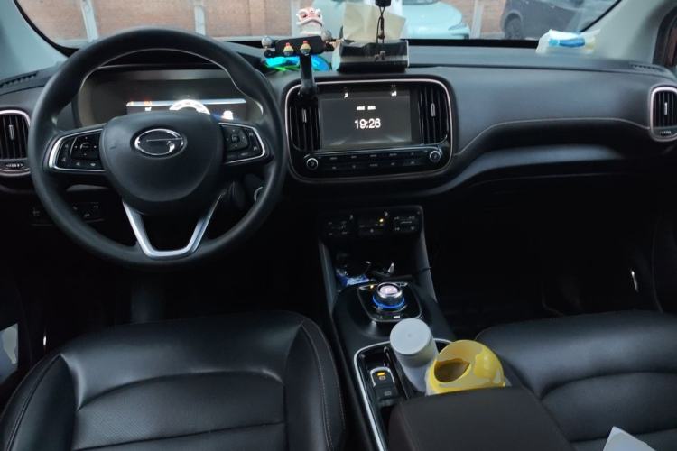 Used AION Trumpchi GE3 2018 530 Internet Enjoyment Version Center Console