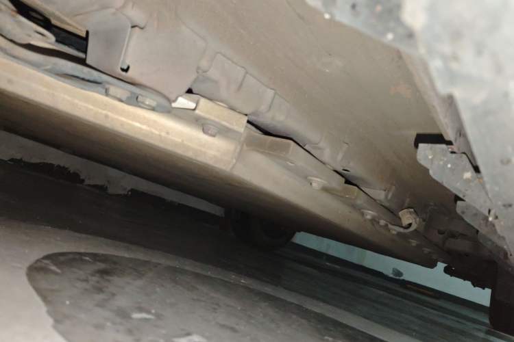 Used AION Trumpchi GE3 2018 530 Internet Enjoyment Version Chassis Front Left