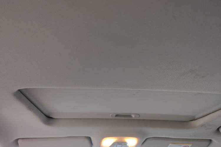 Used AION Trumpchi GE3 2018 530 Internet Enjoyment Version Headliner