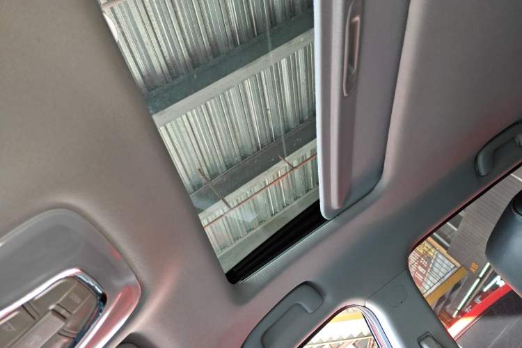 Used AION Trumpchi GE3 2018 530 Internet Enjoyment Version Headliner