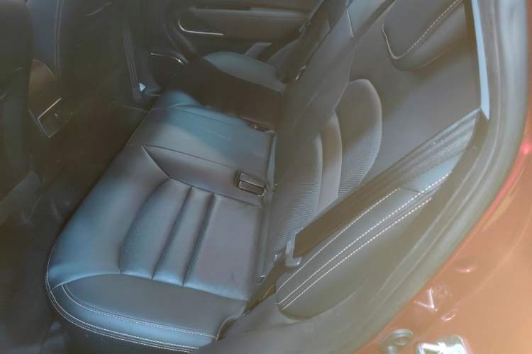 Used AION Trumpchi GE3 2018 530 Internet Enjoyment Version Interior 4
