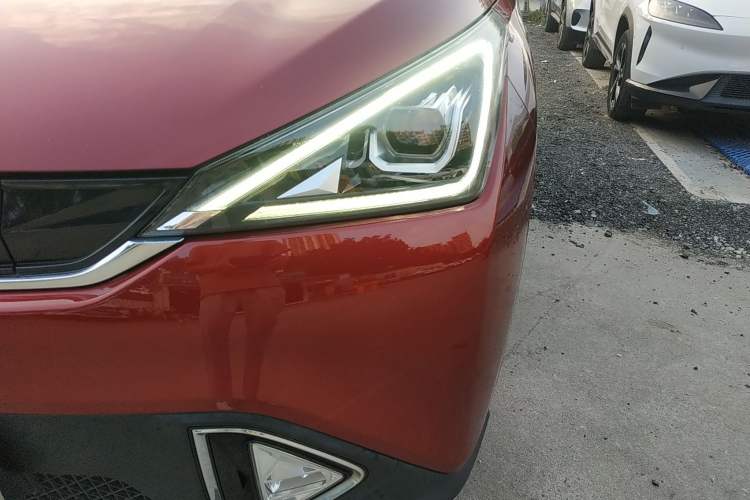Used AION Trumpchi GE3 2018 530 Internet Enjoyment Version Left Front Headlight