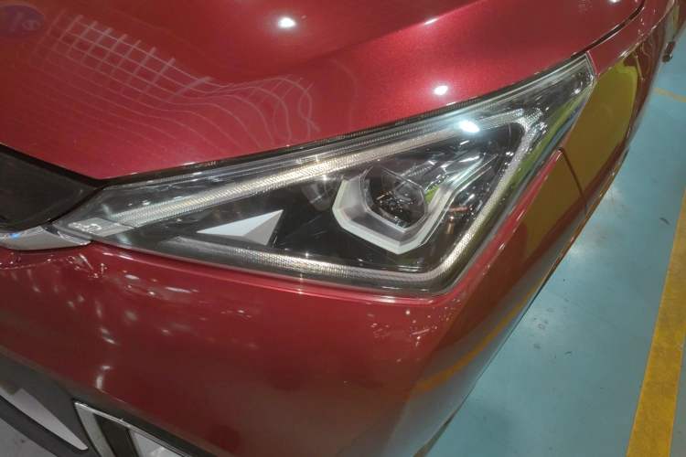 Used AION Trumpchi GE3 2018 530 Internet Enjoyment Version Left Front Headlight
