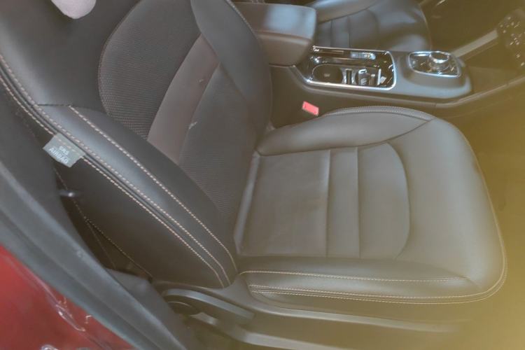 Used AION Trumpchi GE3 2018 530 Internet Enjoyment Version Right Front Seat