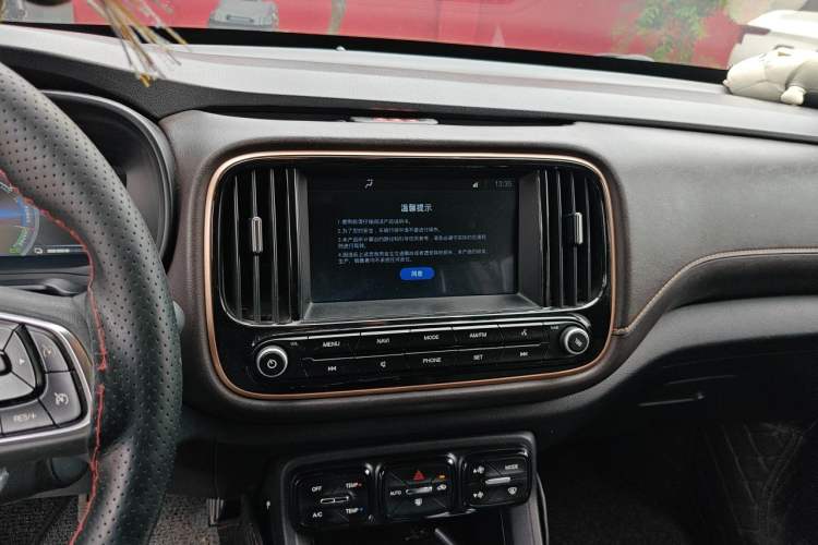 Used AION Trumpchi GE3 2018 530 Internet Enjoyment Version Audio And AC Panel