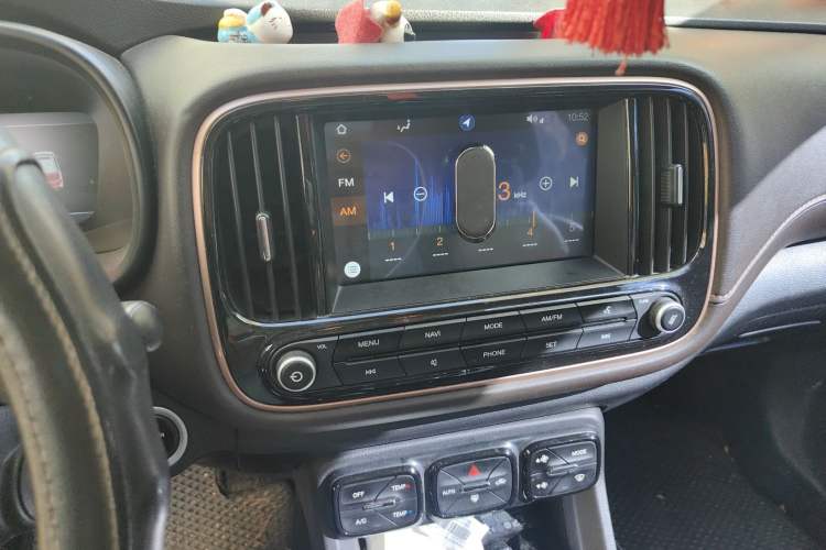 Used AION Trumpchi GE3 2018 530 Internet Enjoyment Version Audio And AC Panel
