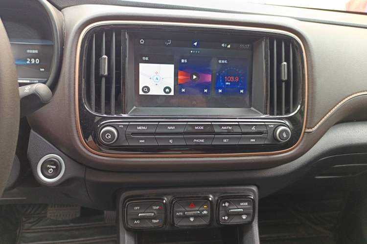 Used AION Trumpchi GE3 2018 530 Internet Enjoyment Version Audio And AC Panel