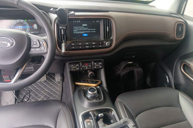 Used AION Trumpchi GE3 2018 530 Internet Enjoyment Version Audio And AC Panel
