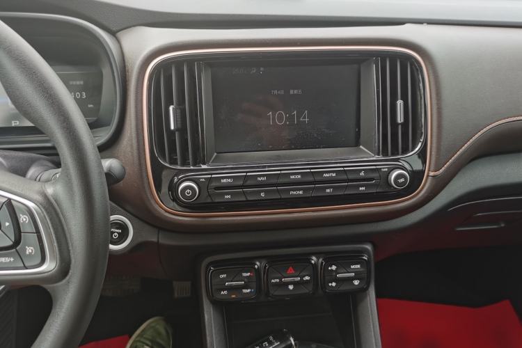 Used AION Trumpchi GE3 2018 530 Internet Enjoyment Version Audio And AC Panel
