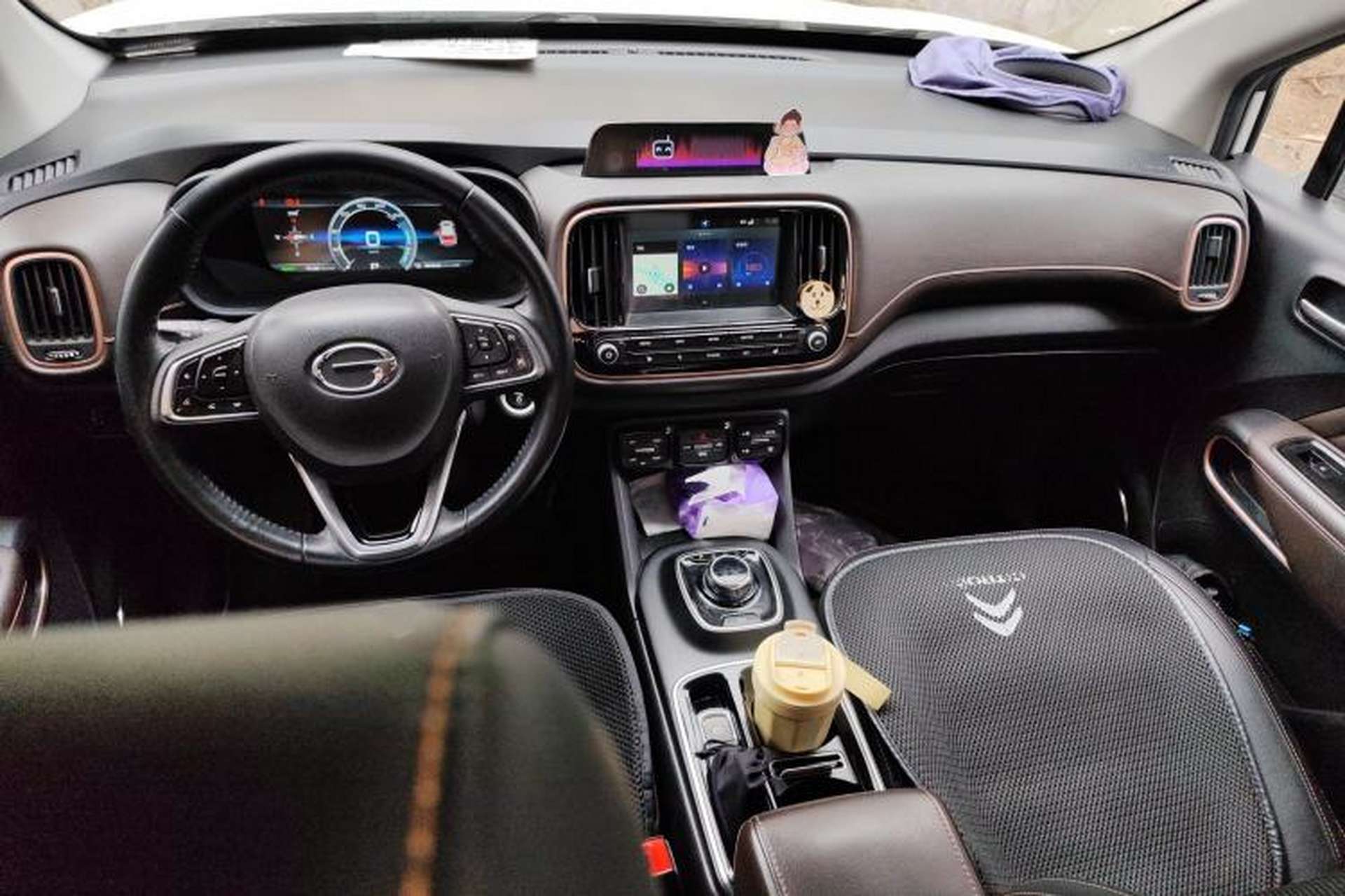 Used AION Trumpchi GE3 2018 530 Internet Premium Edition Center Console