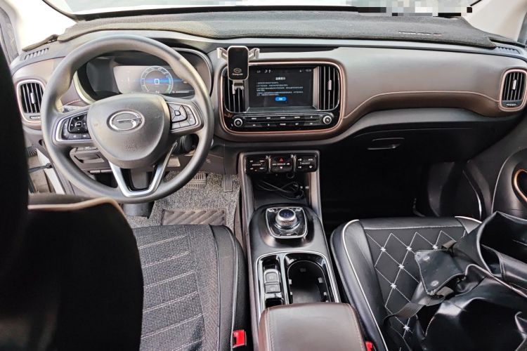 Used AION Trumpchi GE3 2018 530 Internet Enjoyment Version Center Console