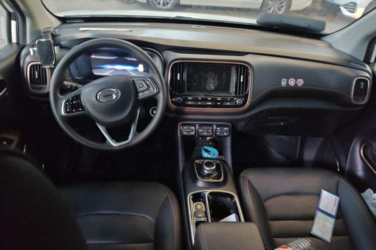 Used AION Trumpchi GE3 2018 530 Internet Enjoyment Version Center Console