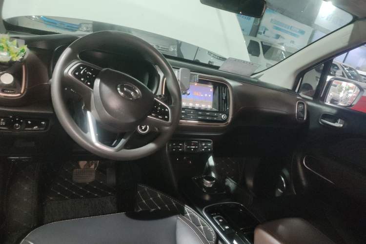 Used AION Trumpchi GE3 2018 530 Intelligent Edition Center Console