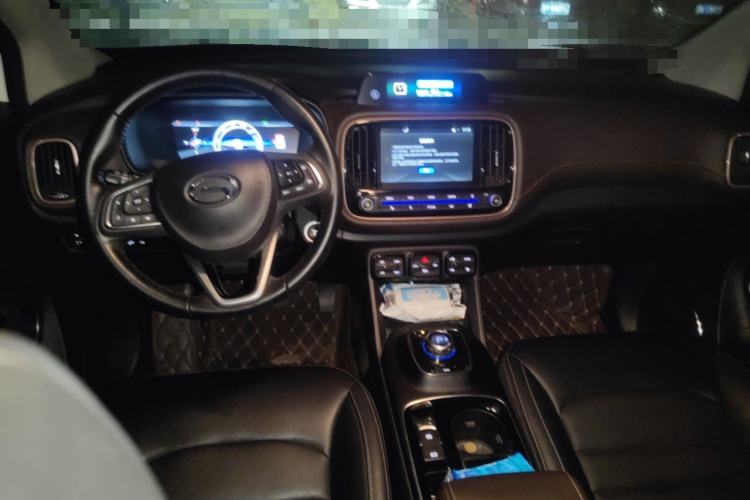 Used AION Trumpchi GE3 2018 530 Internet Premium Edition Center Console