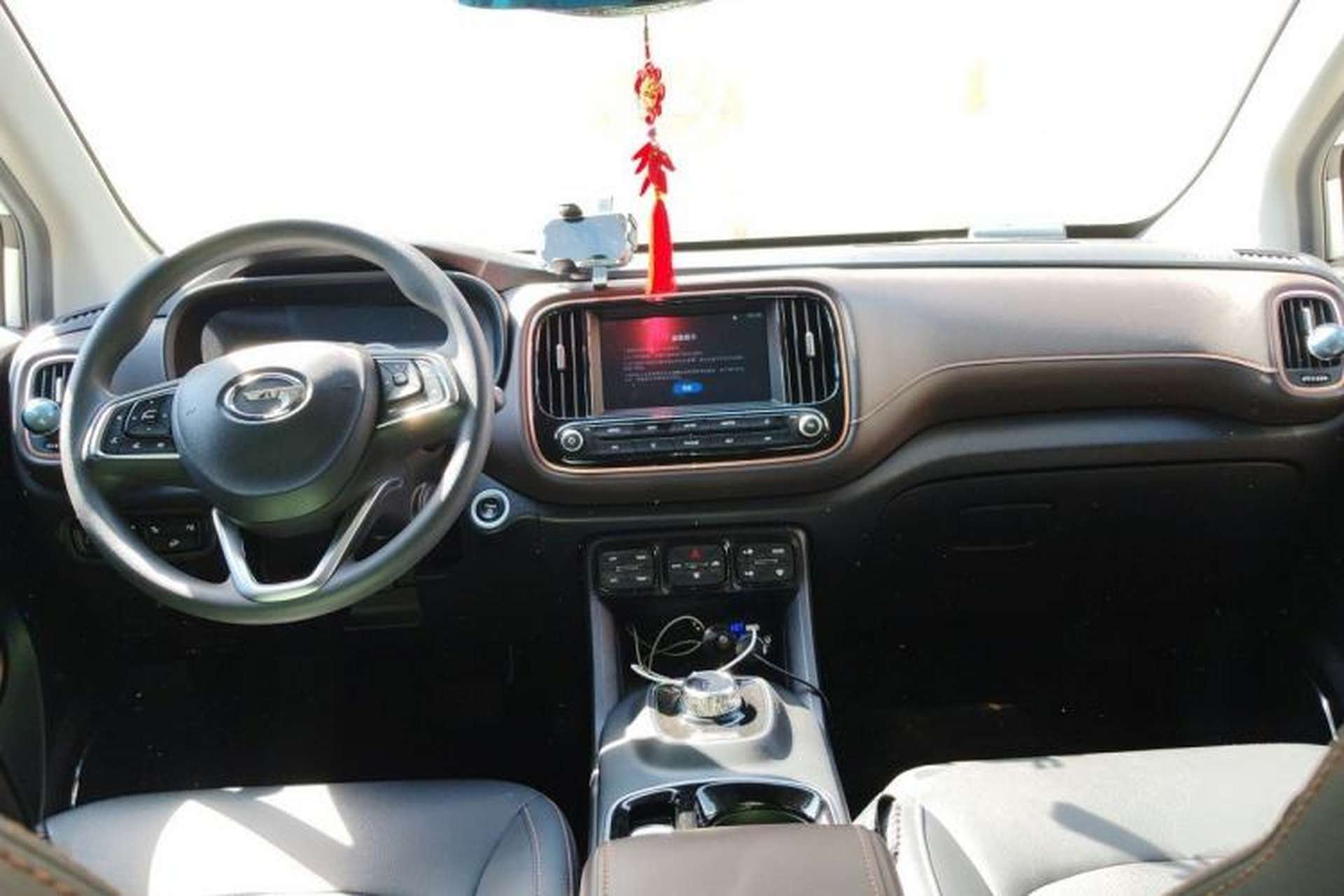 Used AION Trumpchi GE3 2018 530 Internet Enjoyment Version Center Console