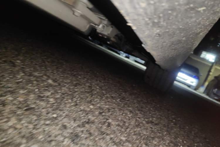 Used AION Trumpchi GE3 2018 530 Internet Premium Edition Chassis Front Right