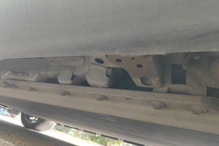 Used AION Trumpchi GE3 2018 530 Internet Enjoyment Version Chassis Rear Left