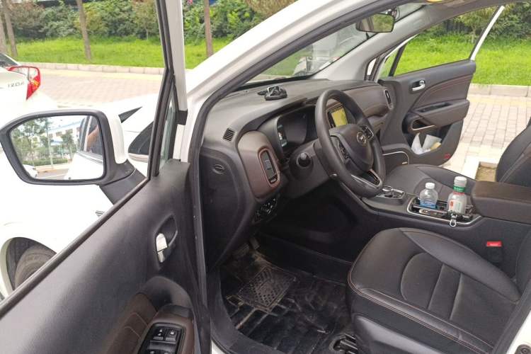 Used AION Trumpchi GE3 2018 530 Internet Enjoyment Version Driver Seat