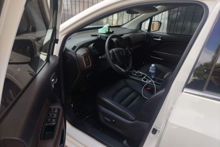 Used AION Trumpchi GE3 2018 530 Internet Enjoyment Version Driver Seat